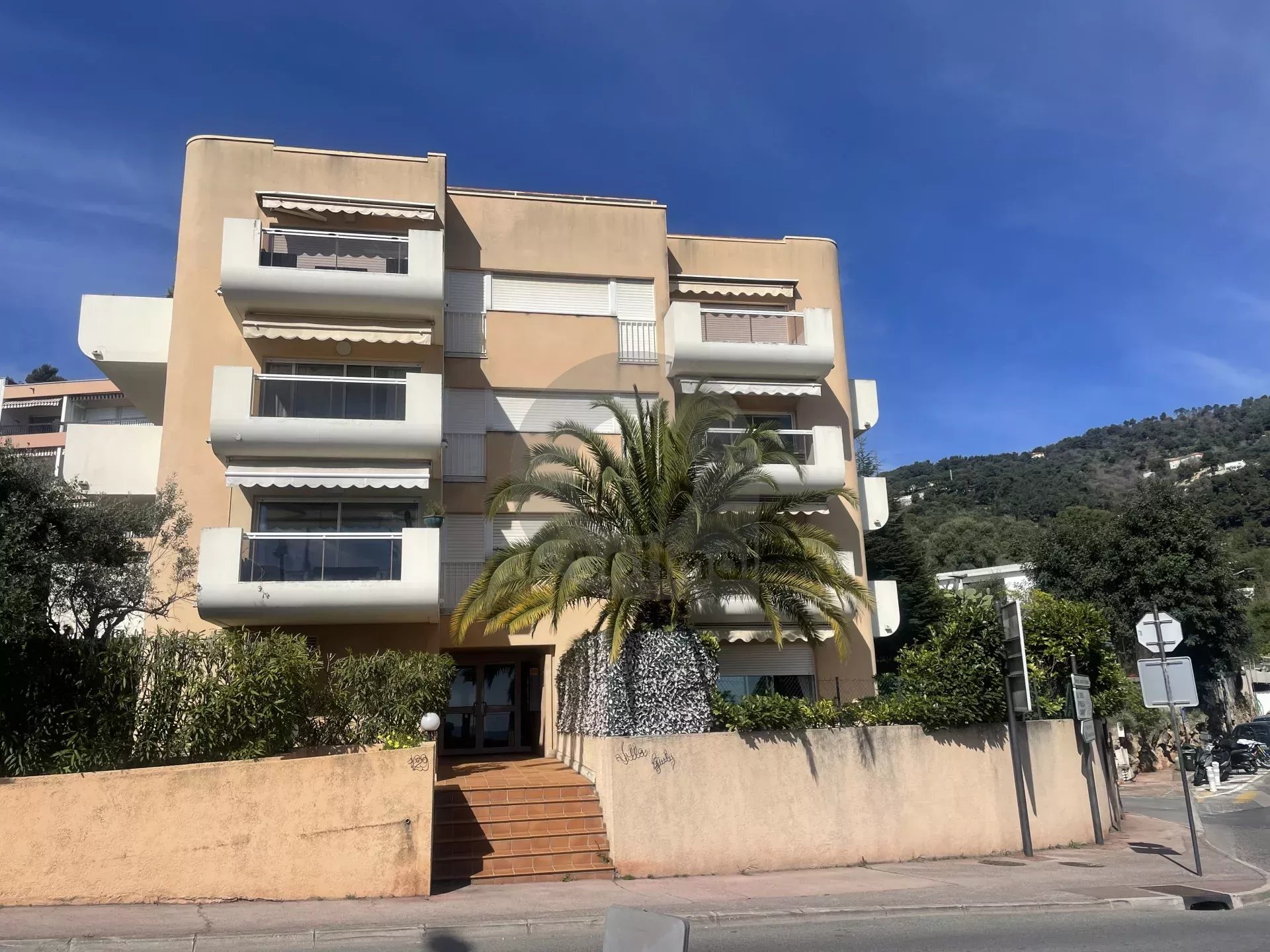 Vente Appartement de 46.23m²  à Roquebrune-Cap-Martin