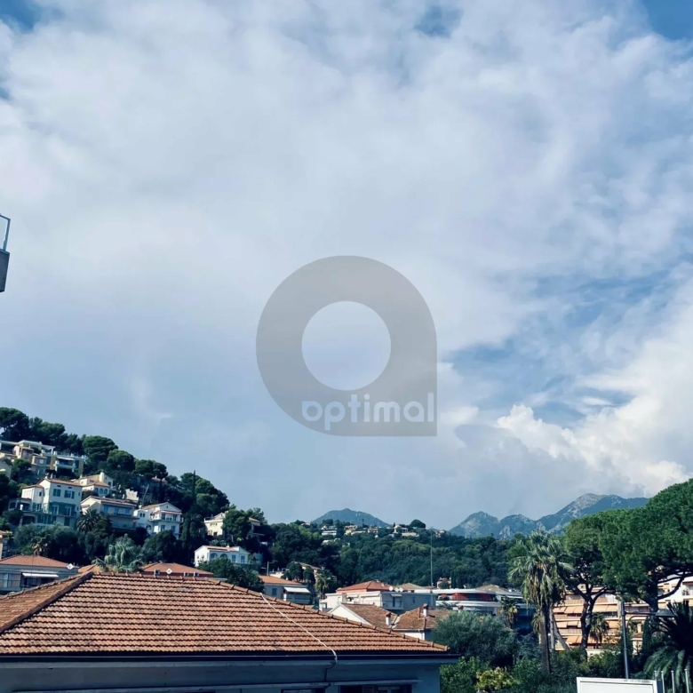 VENTE APPARTEMENT À ROQUEBRUNE-CAP-MARTIN