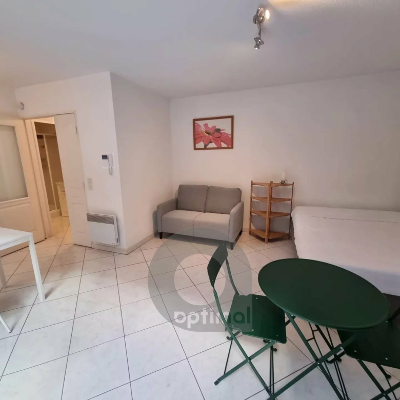 Spacieux studio Menton Borrigo