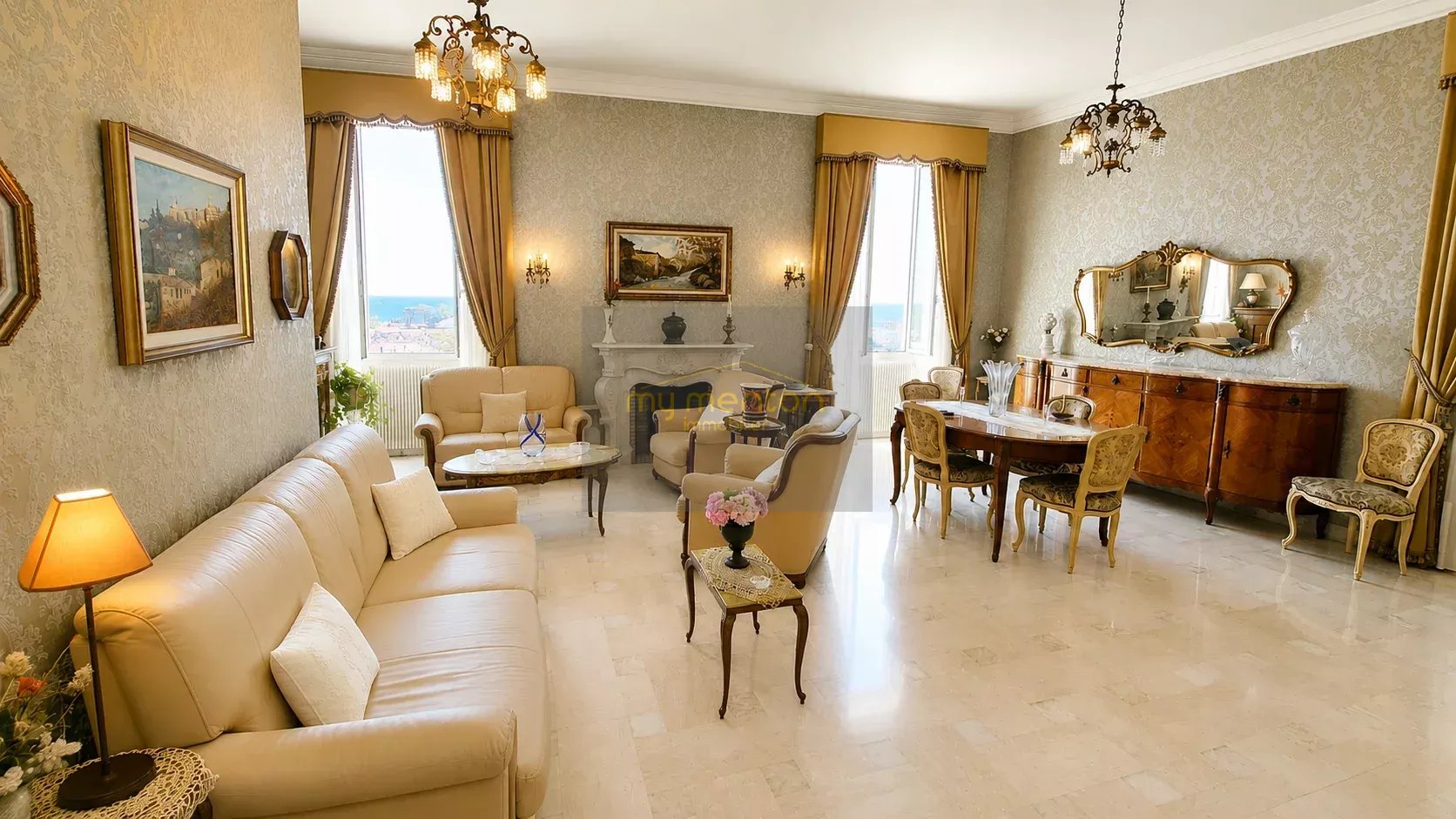 MENTON CENTRE ;  Appartement Bourgeois Front de mer