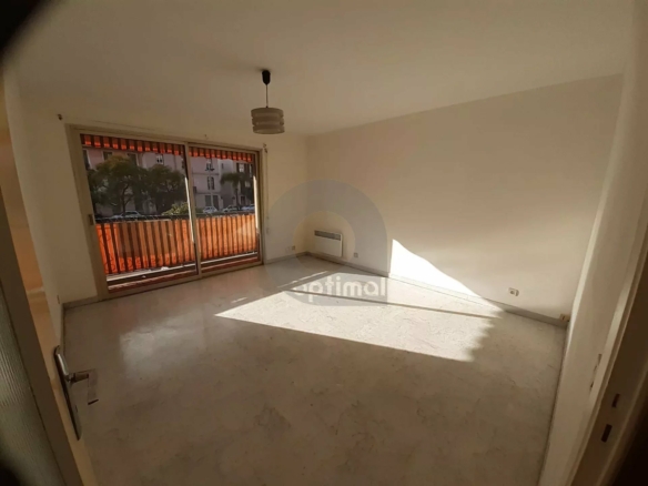 Exclusivité STUDIO Gare routière