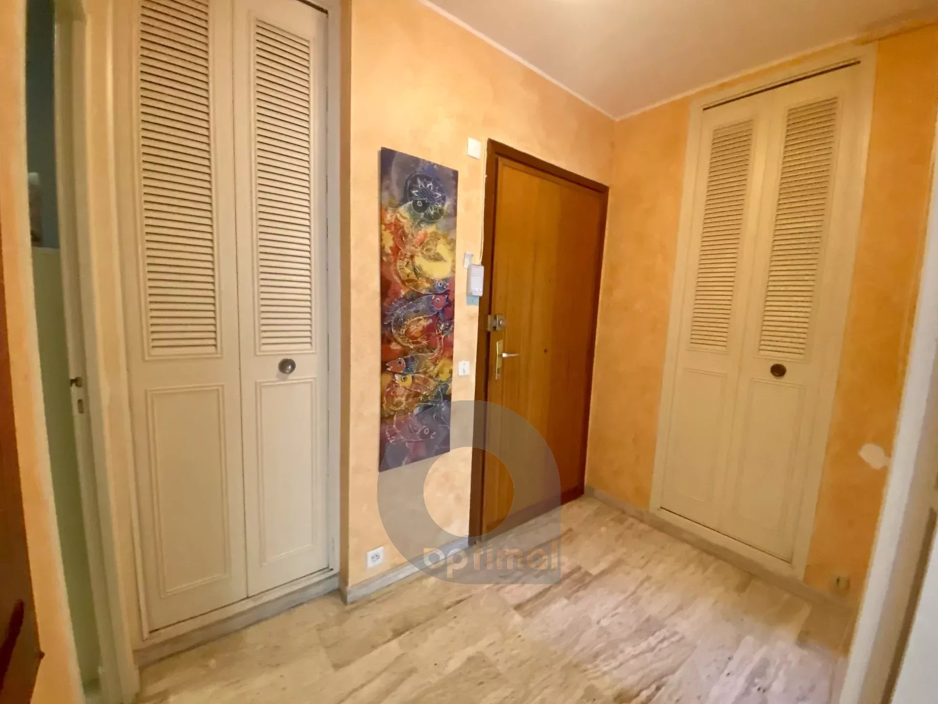 Menton secteur gare routière – Studio avec blacon – Cave