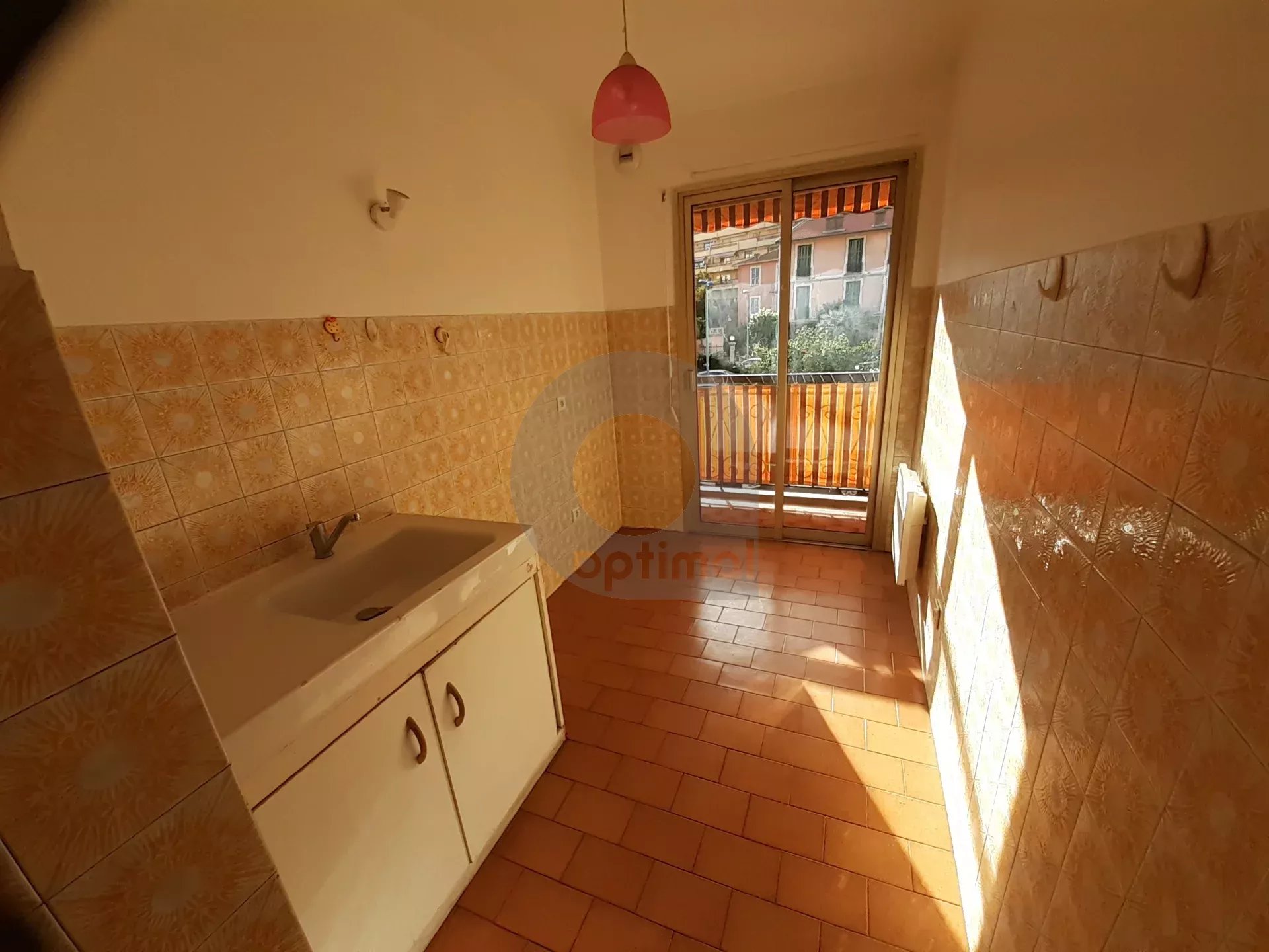 Exclusivité STUDIO Gare routière