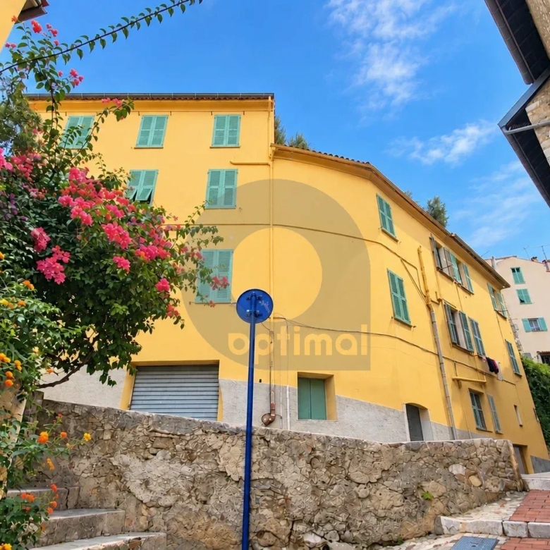 Menton vieille ville – 2 Pièces – Beaucoup de charme