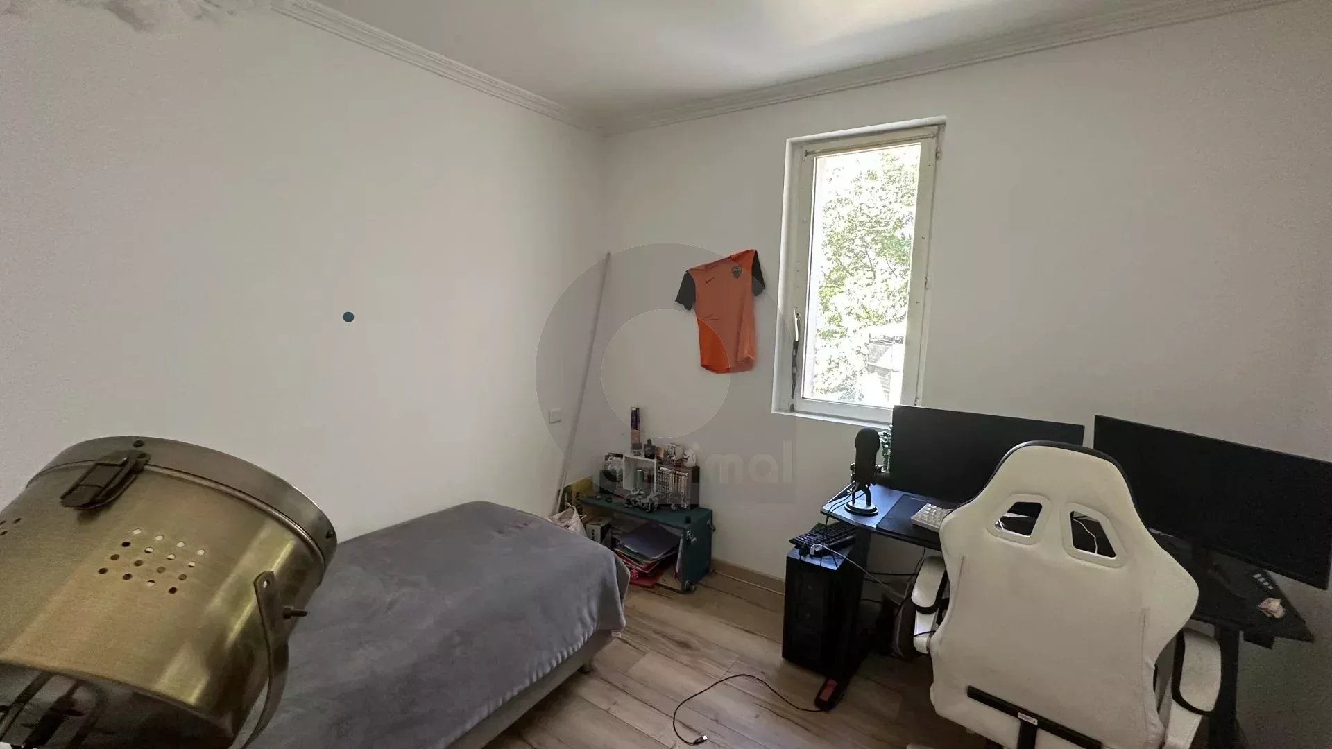 Menton – Cabrolles : Rare! Grande propriété avec magnifique terrain  – Vue dégagée – Accès direct