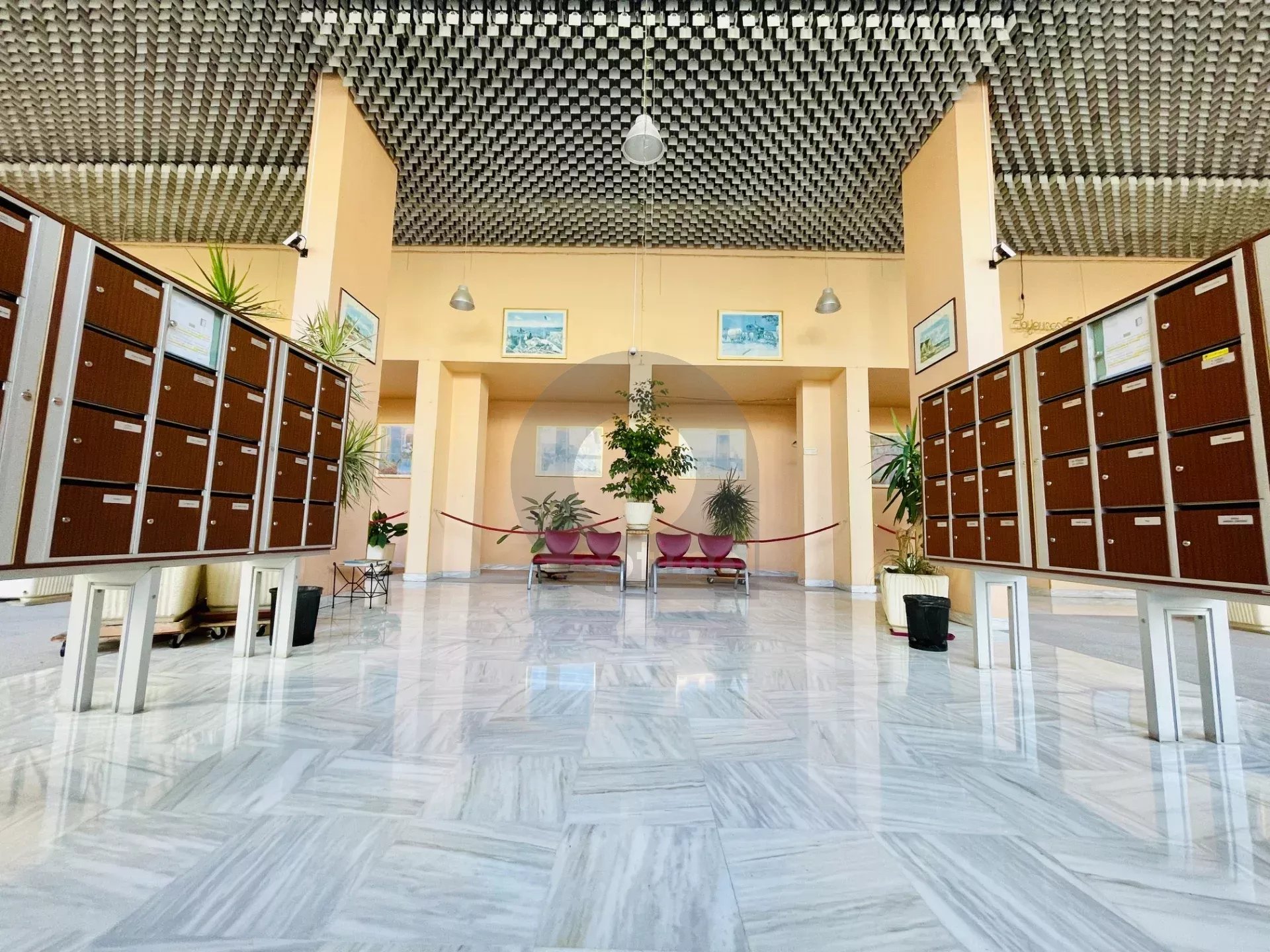 SUPERBE STUDIO 43m² – PLEIN CENTRE DE MENTON