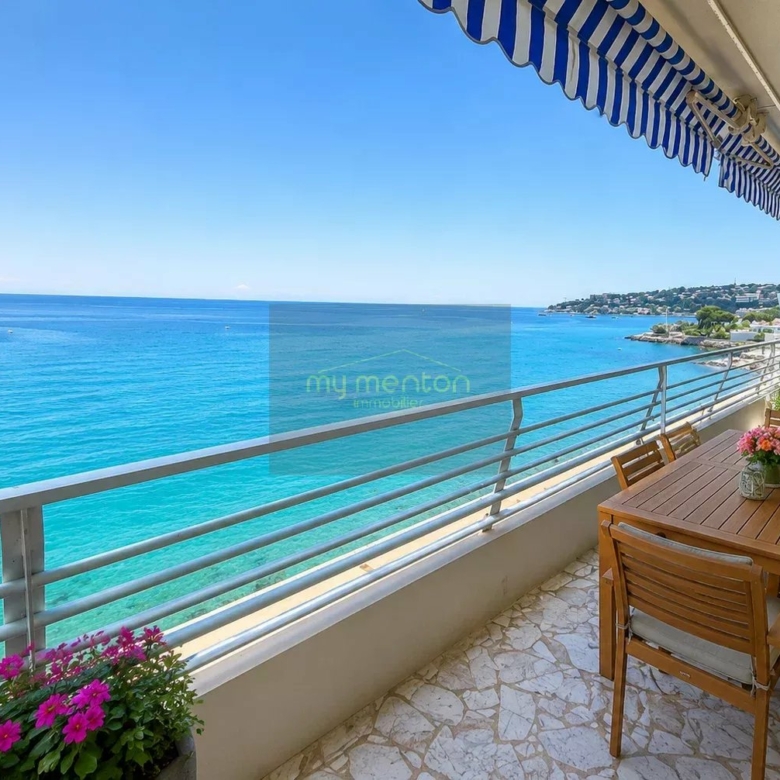 MENTON – MADONE | APPARTEMENT D’ANGLE FACE À LA MER