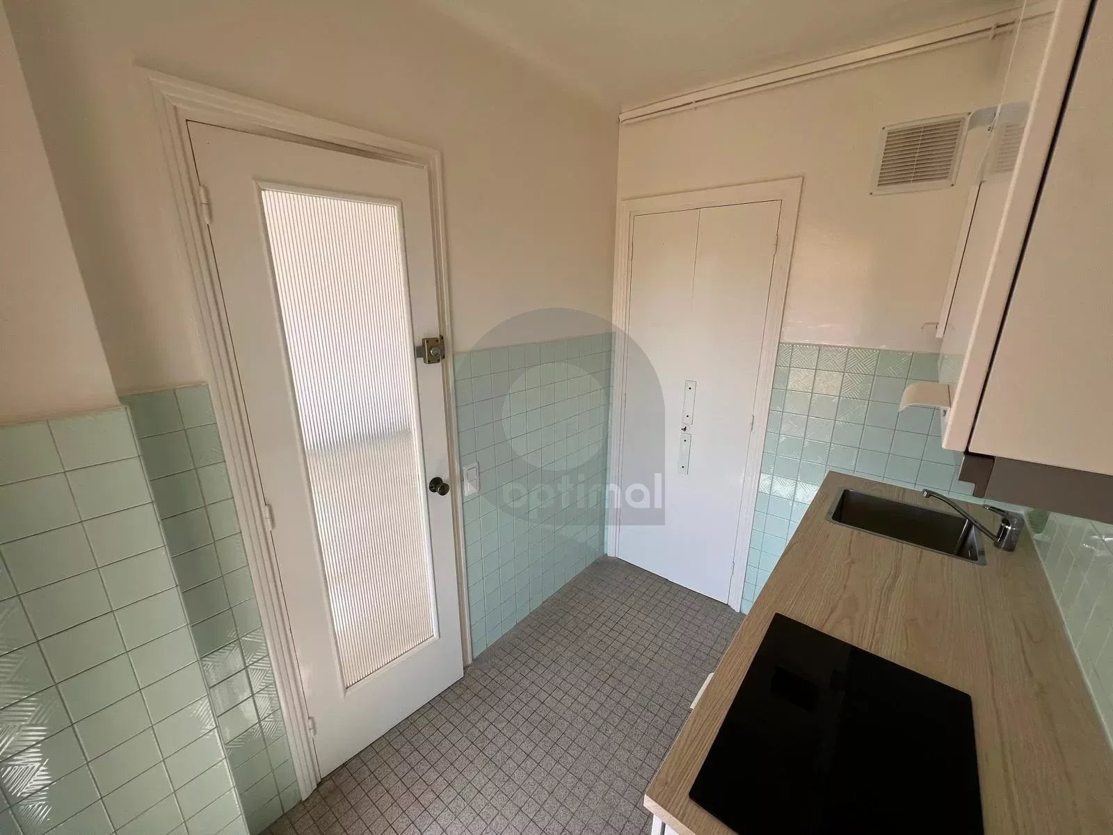 Beau STUDIO centre Menton