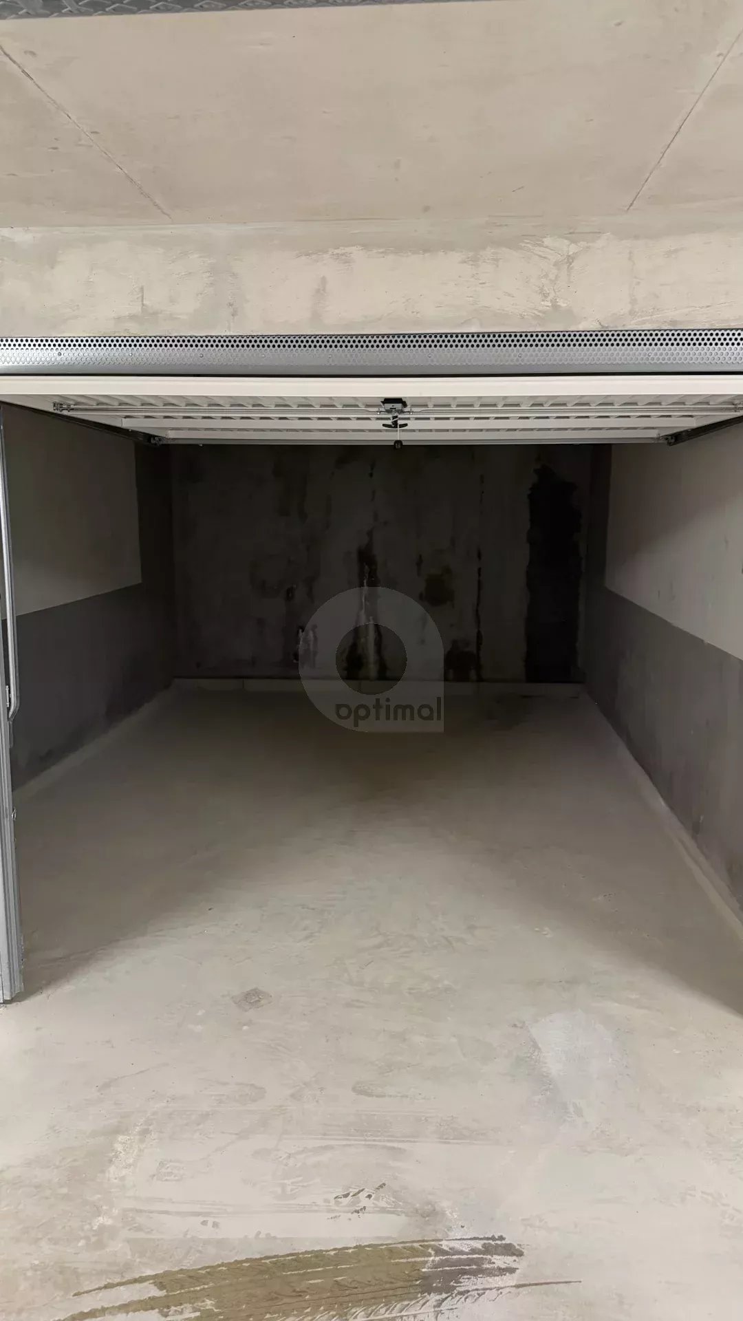 ROQUEBRUNE GARAGE CENTRE VILLE