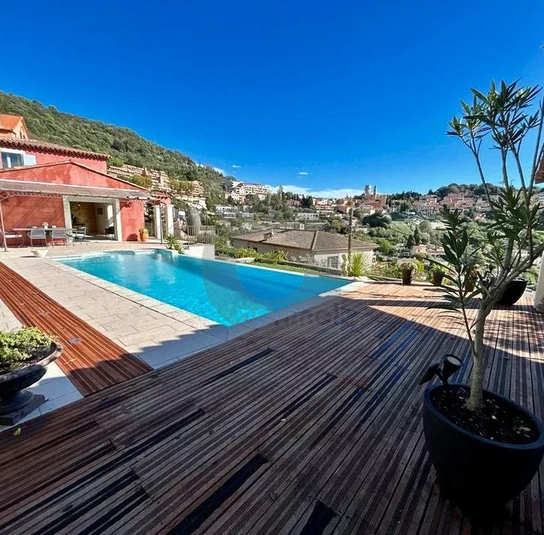A VENDRE – LA TURBIE – MAISON DE CARACTERE 5P 170M2 – PISCINE POOLHOUSE JARDIN