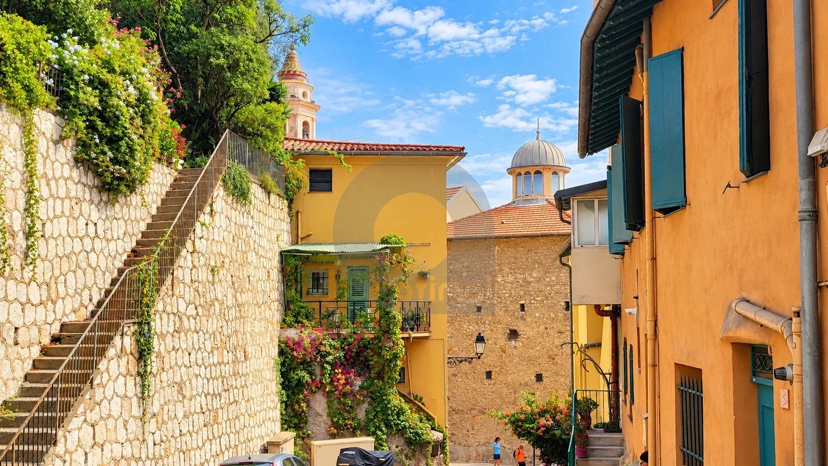 Menton vieille ville – 2 Pièces – Beaucoup de charme