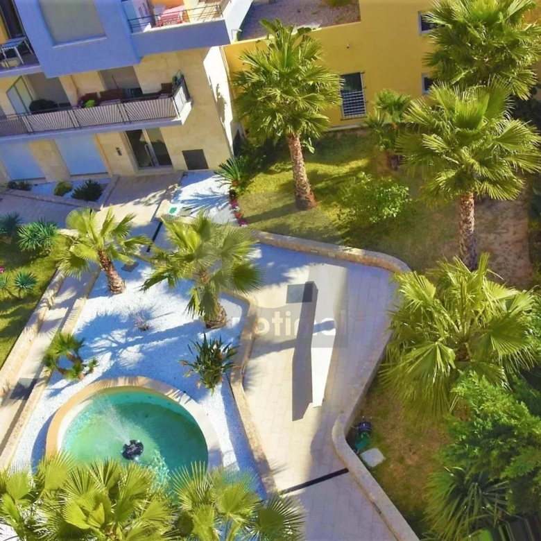 Menton Casino – Coquet studio – Immeuble récent – 100 mt des plages