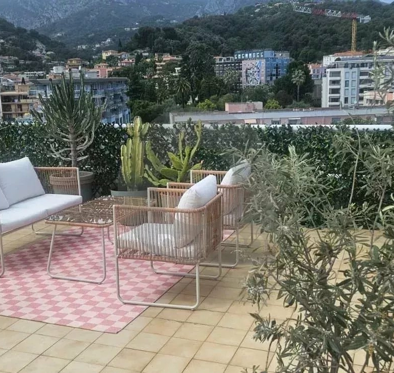 Centre Carnolès: Très bel appartement 4P avec Solarium – Vue panoramique – Garage