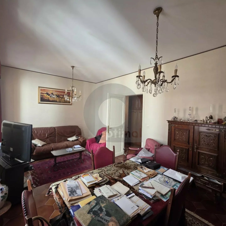 GRAND APPARTEMENT TROIS PIECES MENTON GARE ROUTIERE