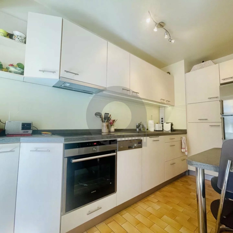 SUPERBE STUDIO 43m² – PLEIN CENTRE DE MENTON
