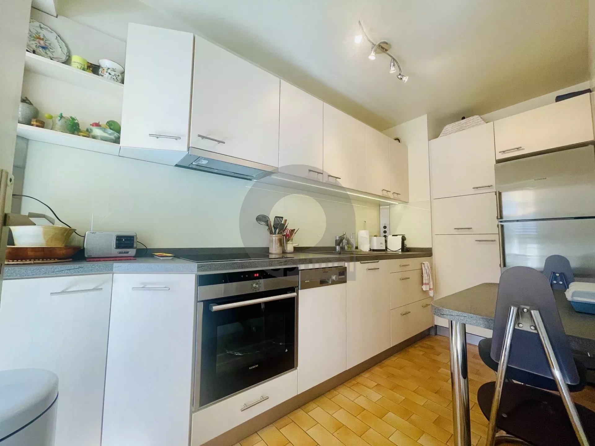 SUPERBE STUDIO 43m² – PLEIN CENTRE DE MENTON