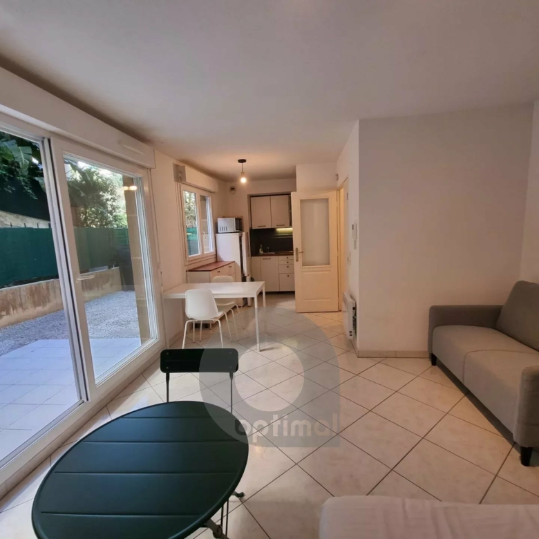 Spacieux studio Menton Borrigo