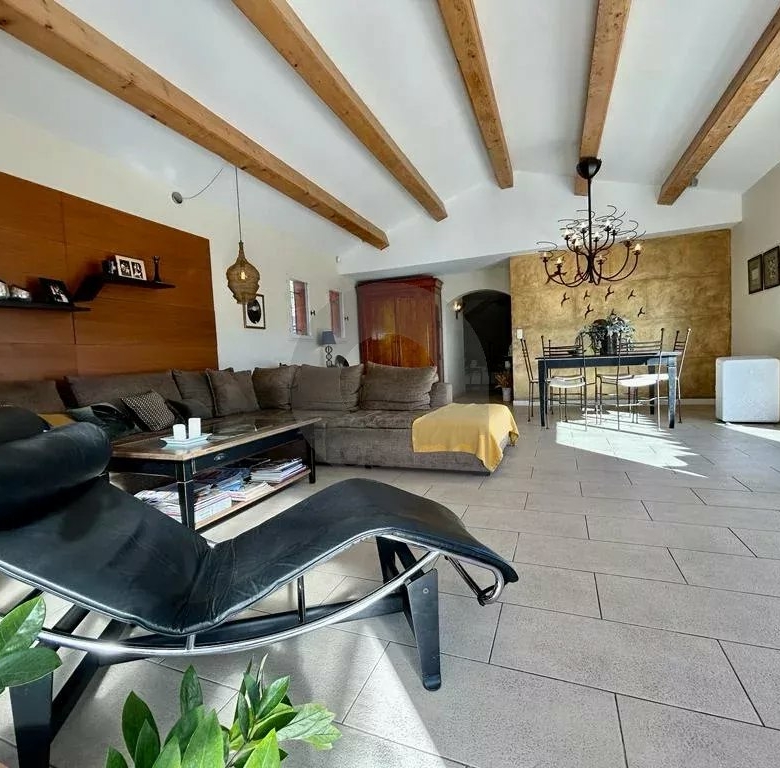 A VENDRE – LA TURBIE – MAISON DE CARACTERE 5P 170M2 – PISCINE POOLHOUSE JARDIN
