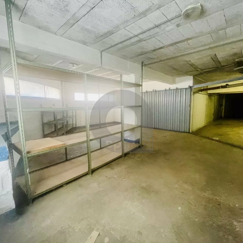 CENTRE VILLE DE MENTON – GARAGE DE 43m²