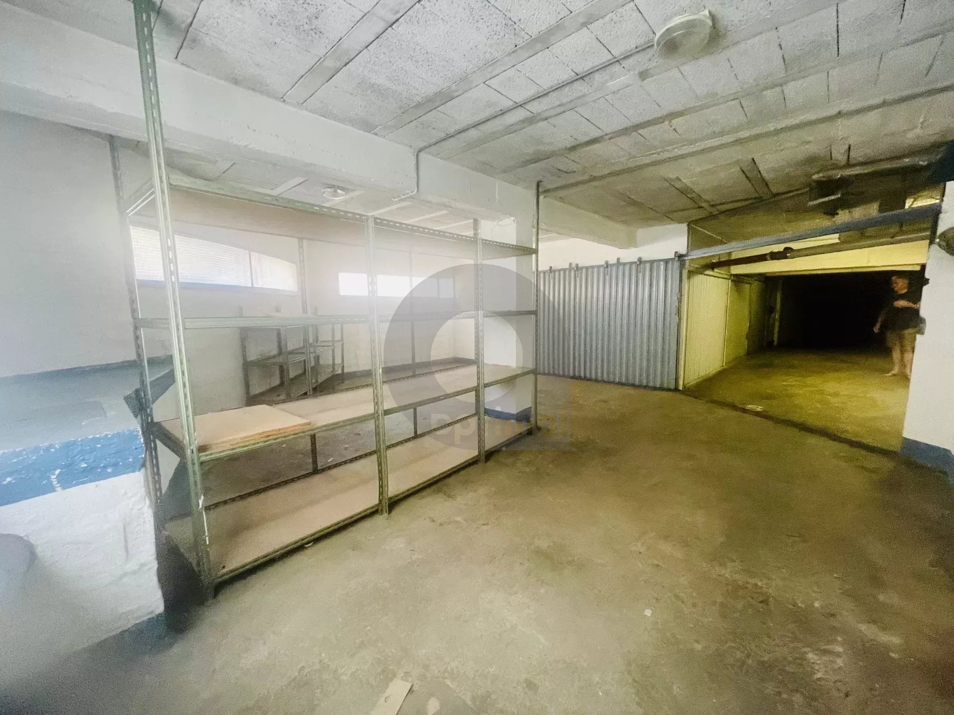 CENTRE VILLE DE MENTON – GARAGE DE 43m²