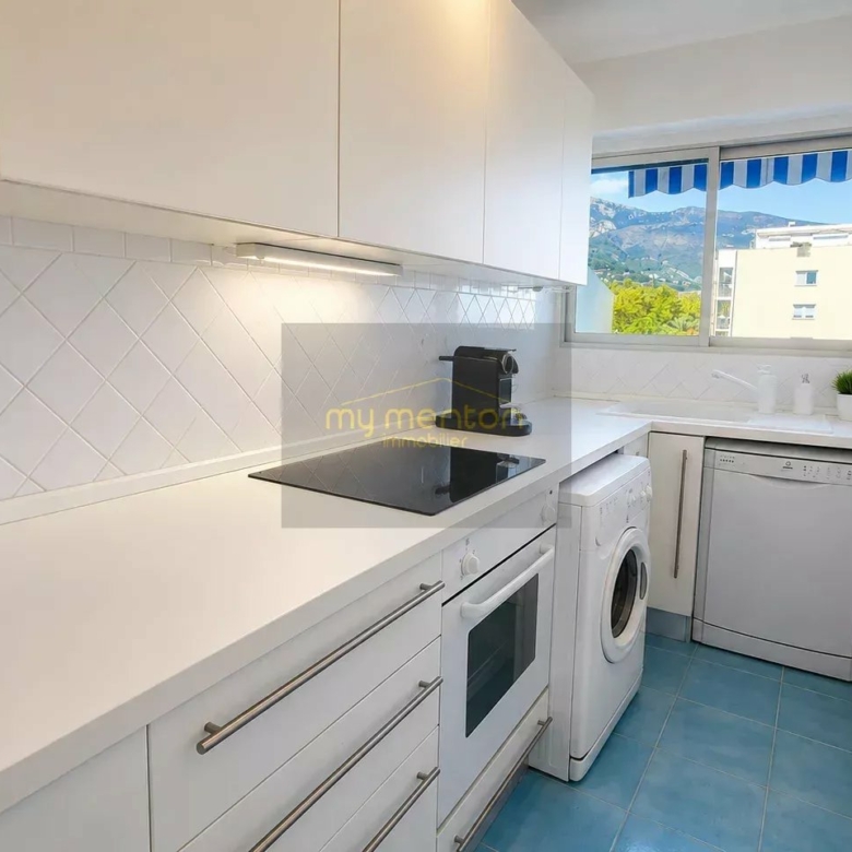 MENTON – MADONE | APPARTEMENT D’ANGLE FACE À LA MER