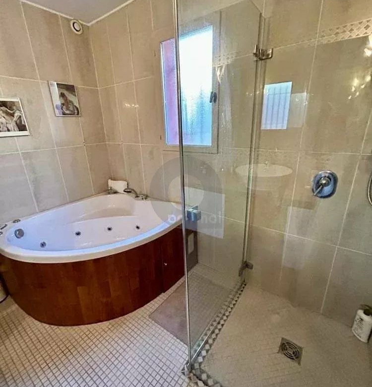 A VENDRE – LA TURBIE – MAISON DE CARACTERE 5P 170M2 – PISCINE POOLHOUSE JARDIN