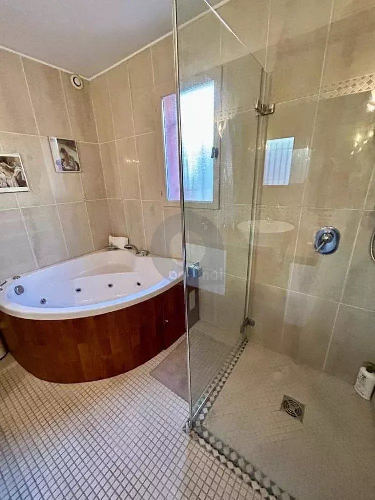 A VENDRE – LA TURBIE – MAISON DE CARACTERE 5P 170M2 – PISCINE POOLHOUSE JARDIN
