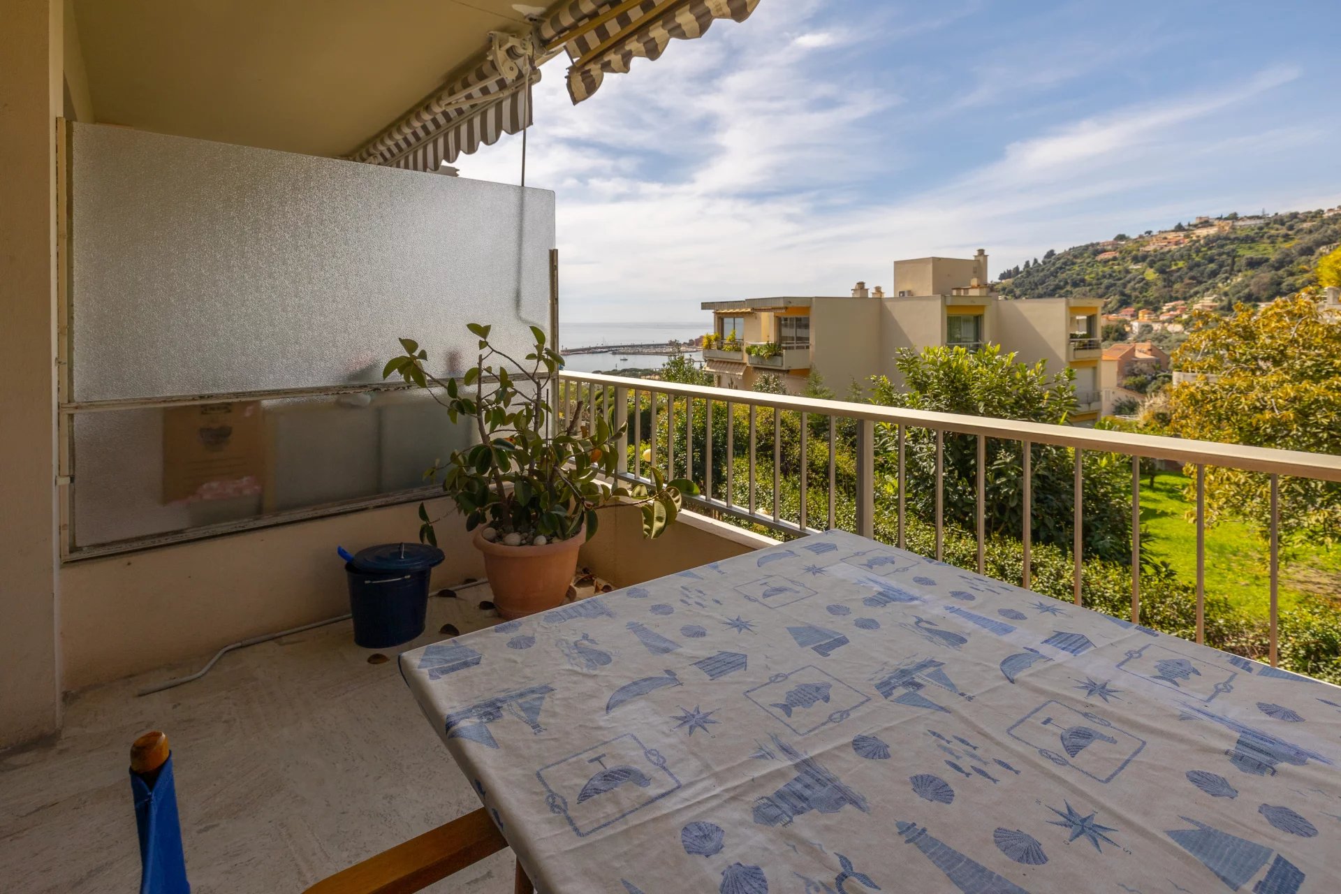 MENTON GARAVAN – STUDIO, TERRASSE, PISCINE