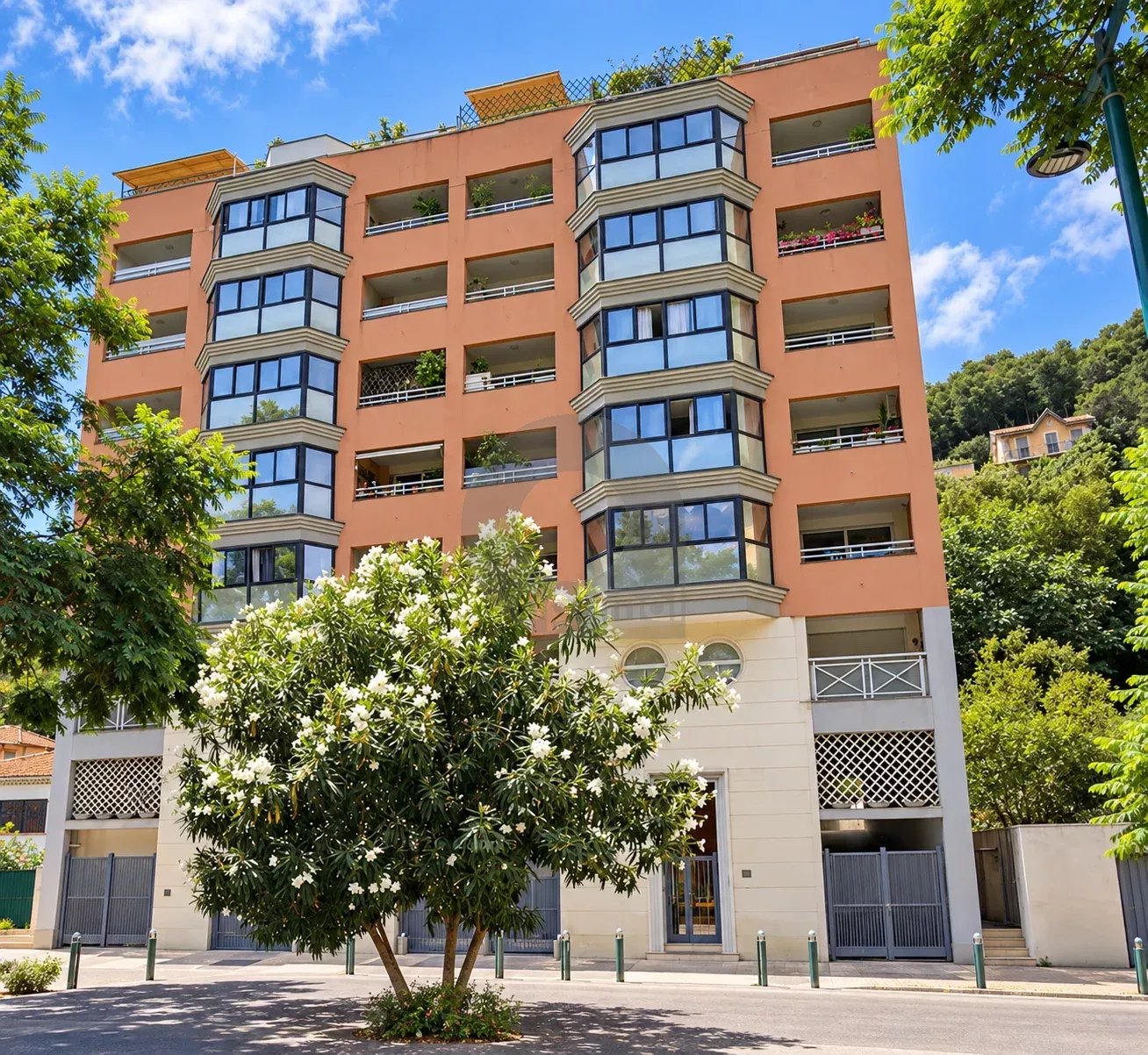 Menton Borrigo – Appartement 2 Pièces – balcon – garage