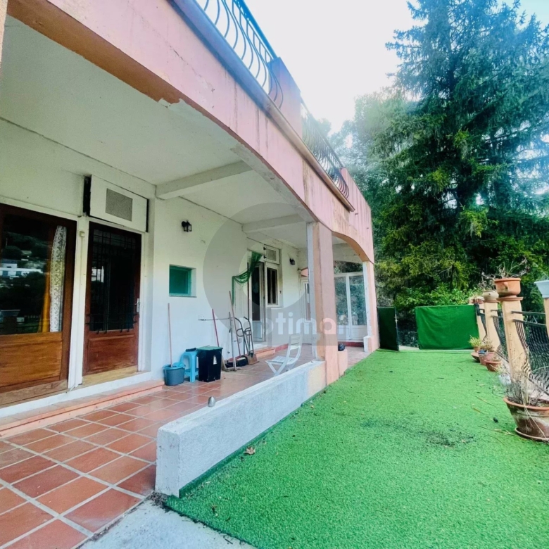 MAISON A GORBIO