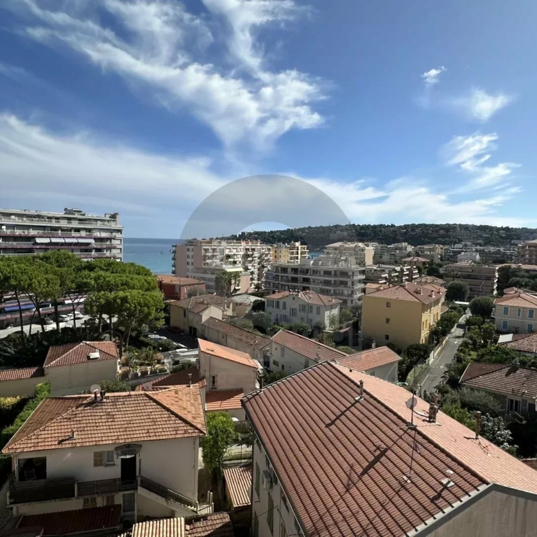 Centre Carnolès: Très bel appartement 4P avec Solarium – Vue panoramique – Garage