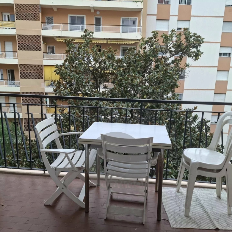 MENTON GARE ROUTIERE