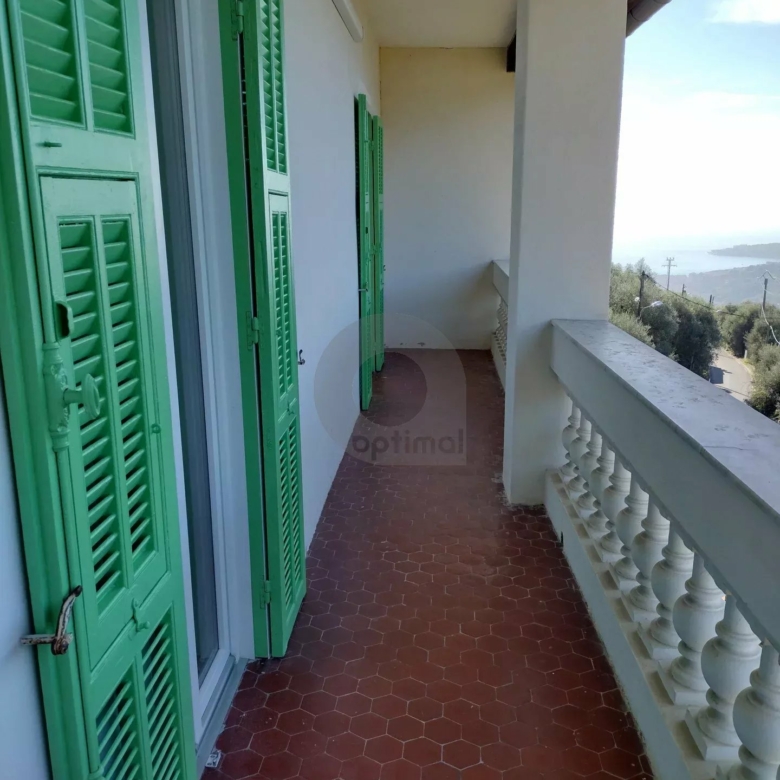 CASTELLAR : A LOUER 3P MEUBLE AVEC JARDIN