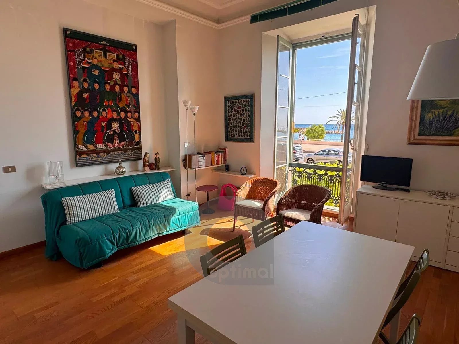 Appartement face à la mer à Menton