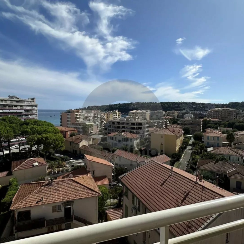 Centre Carnolès: Très bel appartement 4P avec Solarium – Vue panoramique – Garage