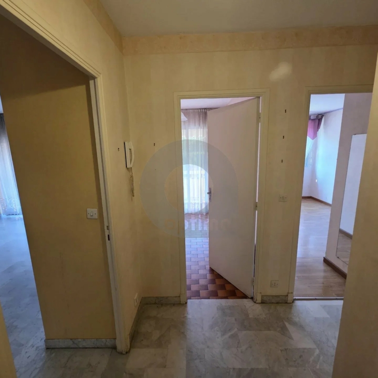 APPARTEMENT DEUX PIECES MENTON PROCHE CENTRE