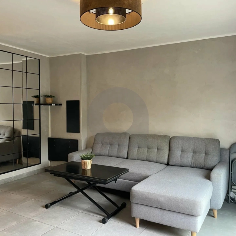 A LOUER APPT MEUBLE – ETAGE ELEVE – TERRASSE