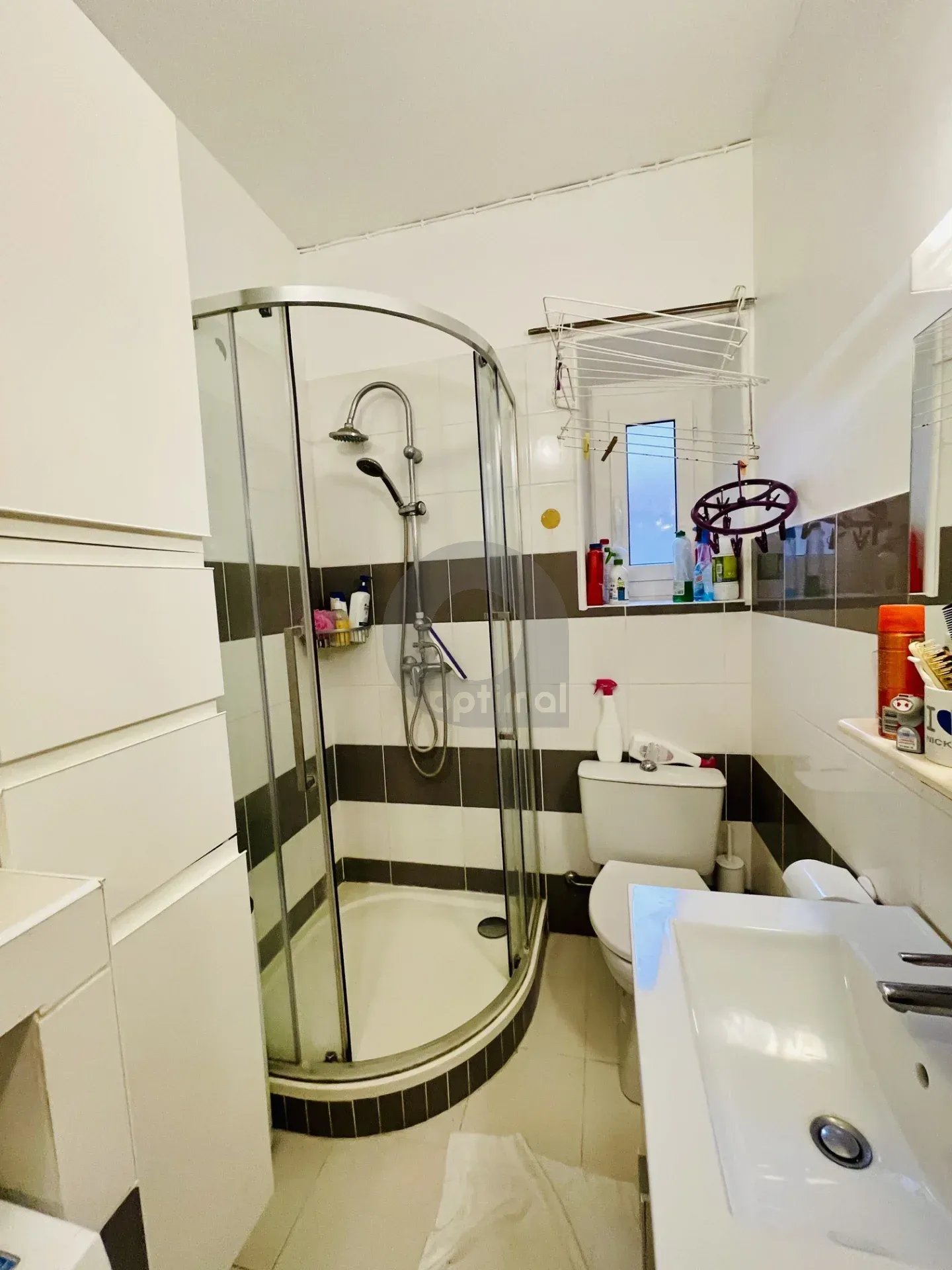 BORD ET FACE MER de Menton, 2 pièces de 59m²
