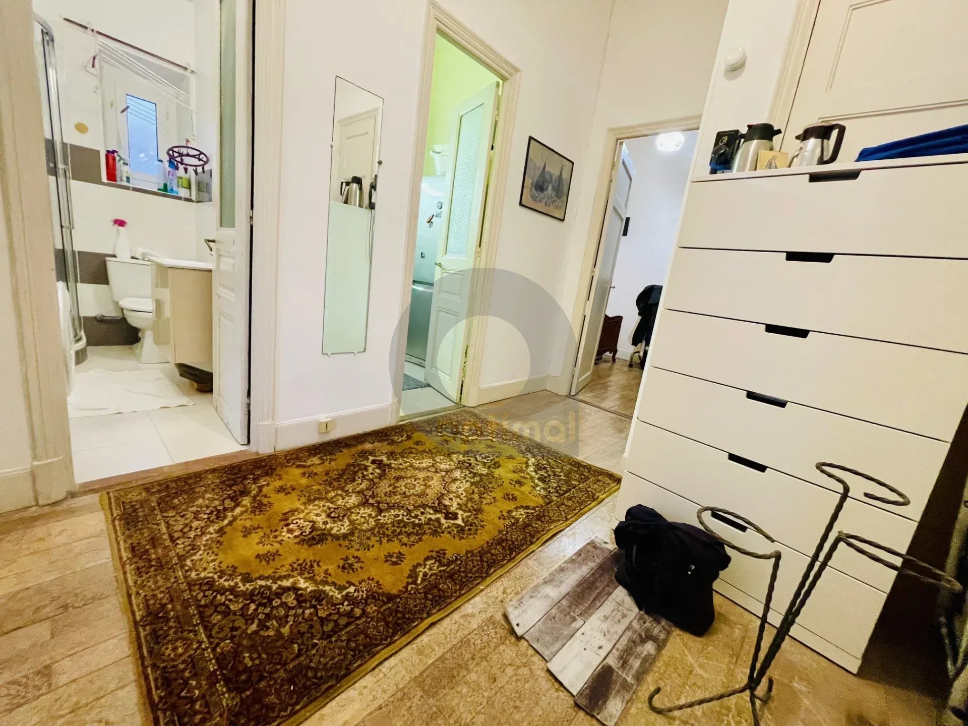 BORD ET FACE MER de Menton, 2 pièces de 59m²