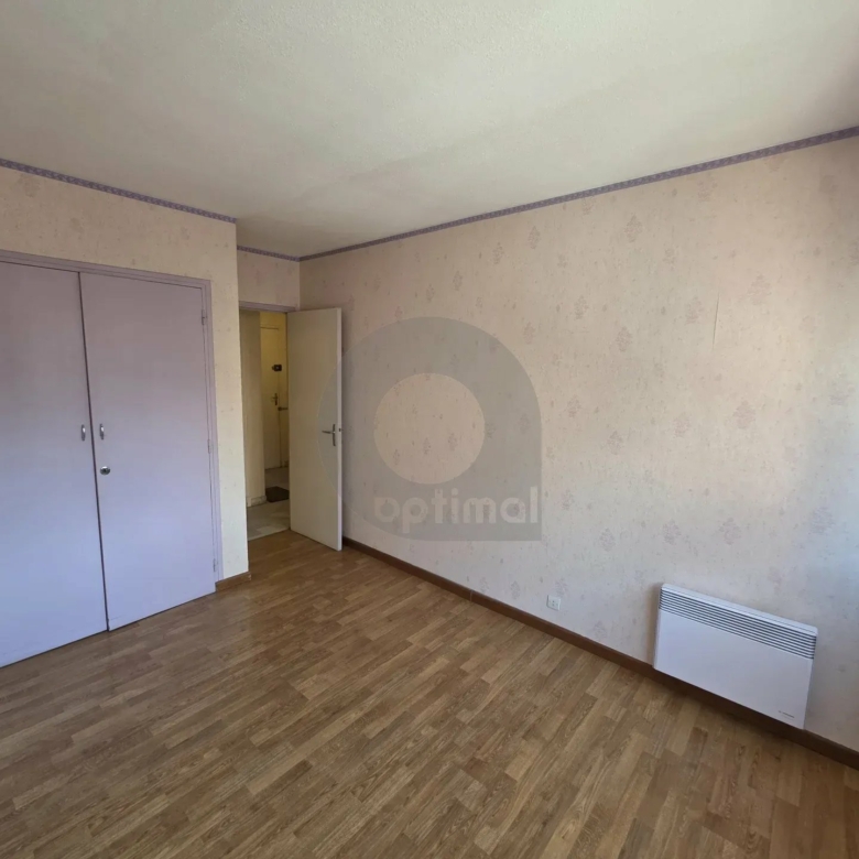 APPARTEMENT DEUX PIECES MENTON PROCHE CENTRE