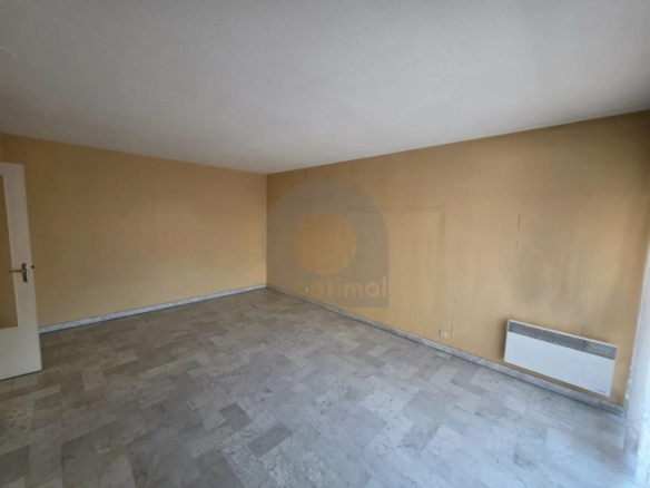 APPARTEMENT DEUX PIECES MENTON PROCHE CENTRE