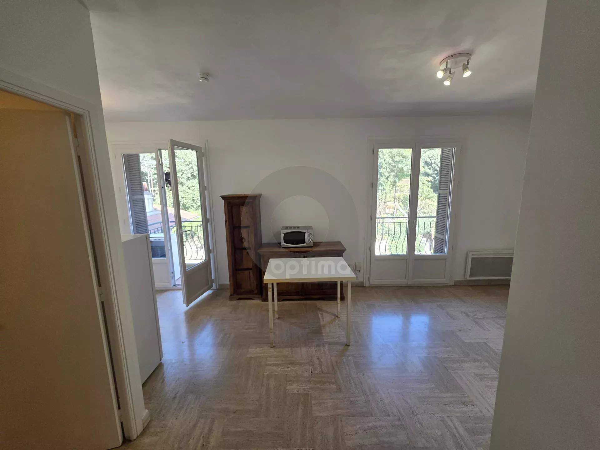 STUDIO AVEC TERRASSE MENTON CAREÏ