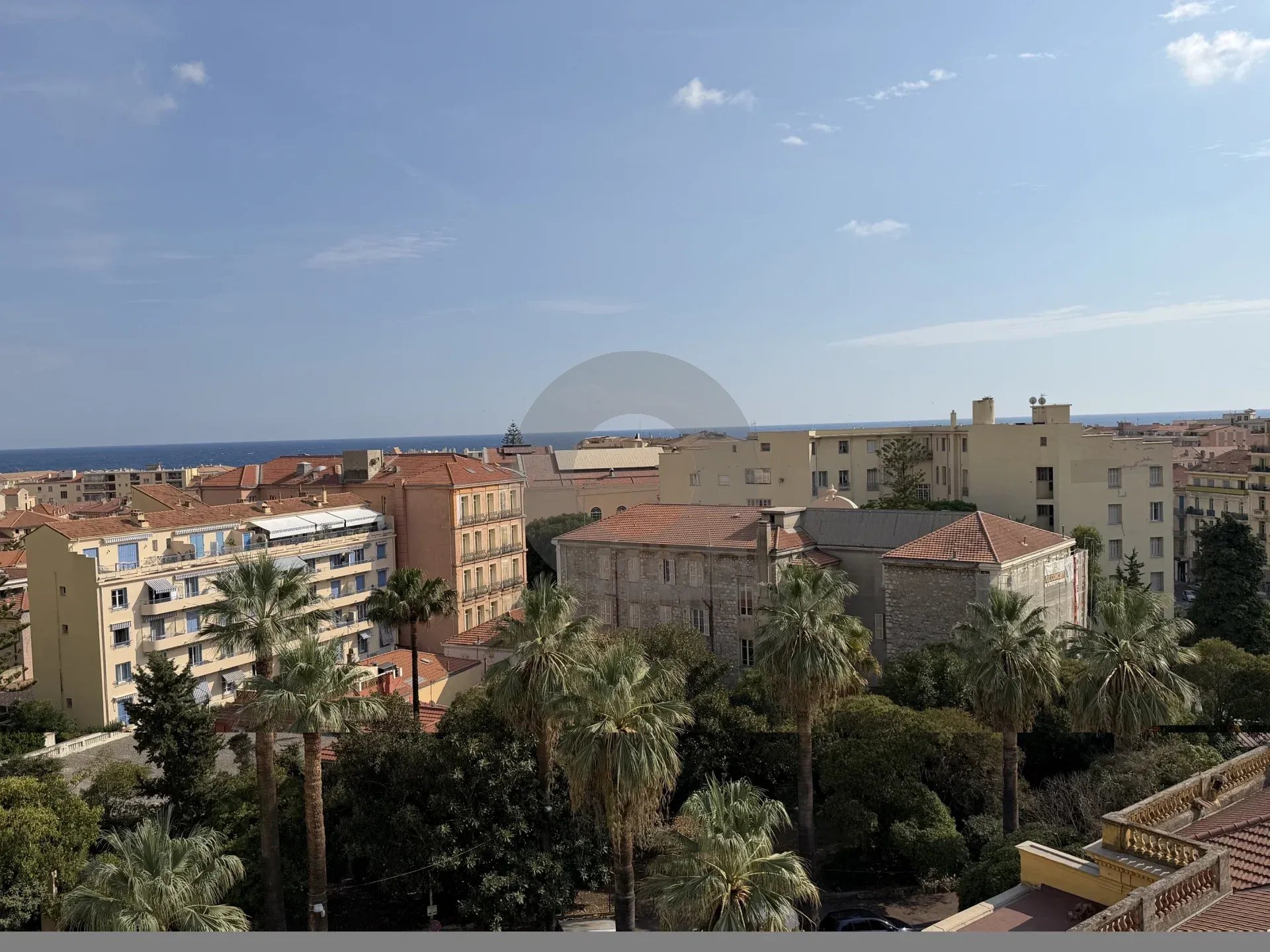 Résidence LE LOUVRE – Ancien Palace – Menton Centre