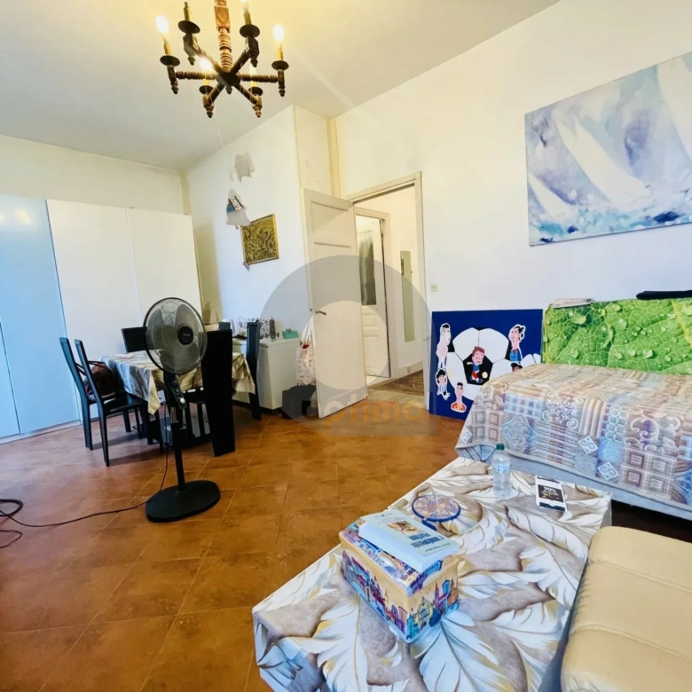BORD ET FACE MER de Menton, 2 pièces de 59m²