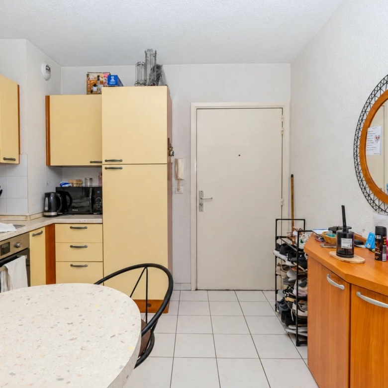 RCM – Charmant 3 pièces avec grande terrasse et parking