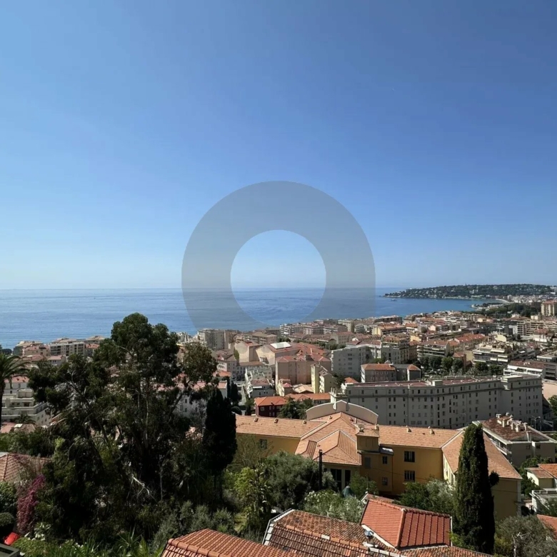 MENTON – TERRES CHAUDES: APPARTEMENT 2P AVEC VUE MER PANORAMIQUE –  GARAGE et CAVE
