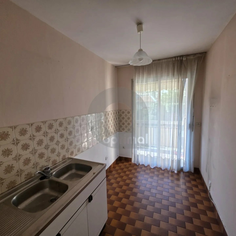 APPARTEMENT DEUX PIECES MENTON PROCHE CENTRE