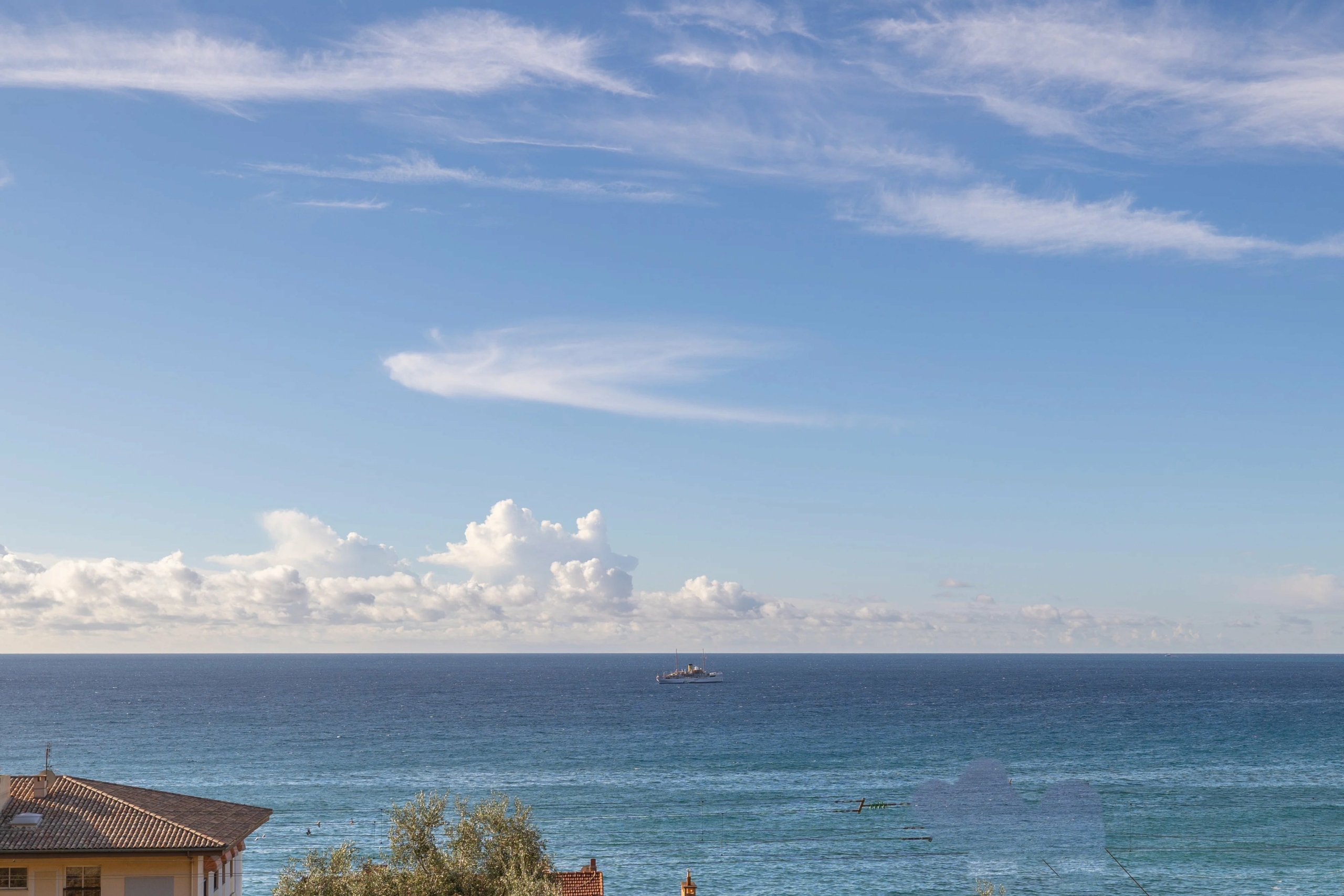 Appartement 2 pièces grande terrasse et parking à Menton Garavan