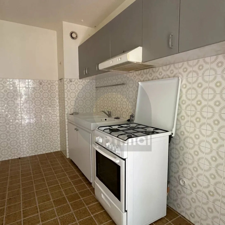 MENTON – TERRES CHAUDES: APPARTEMENT 2P AVEC VUE MER PANORAMIQUE –  GARAGE et CAVE