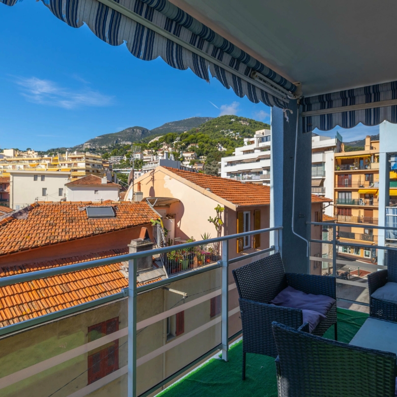 RCM – Charmant 3 pièces avec grande terrasse et parking